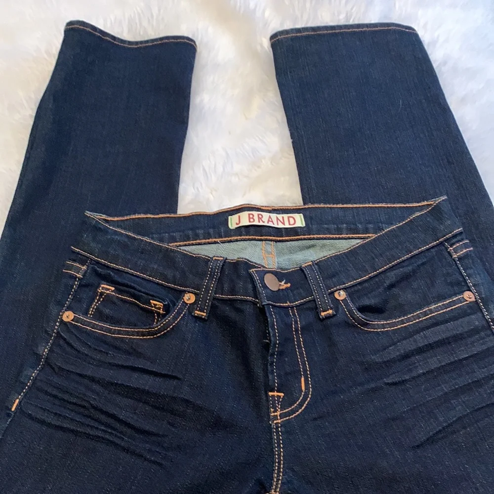 J BRAND darker ladies cigarette leg blue jeans style 914 Ink Size 26 LNW…